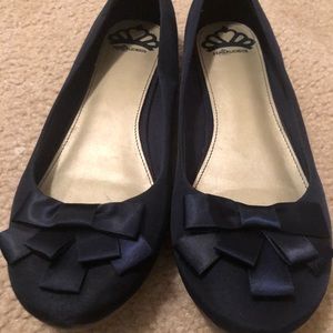 Fergalicious Navy Flats size 9